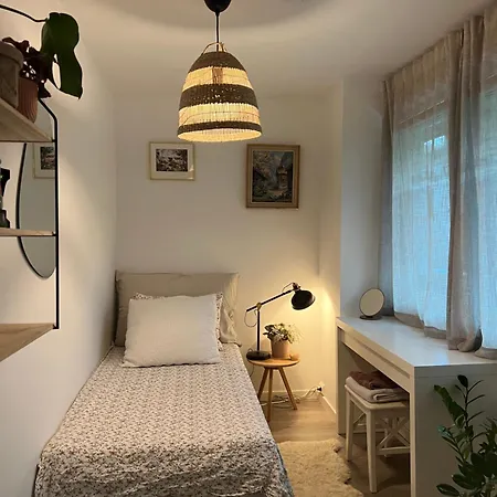 منزل للإقامة Cosy 10m To S Only Women *